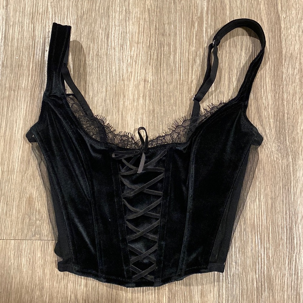 Victoria’s secret black velvet corset top